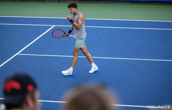 防守新星 防守新星