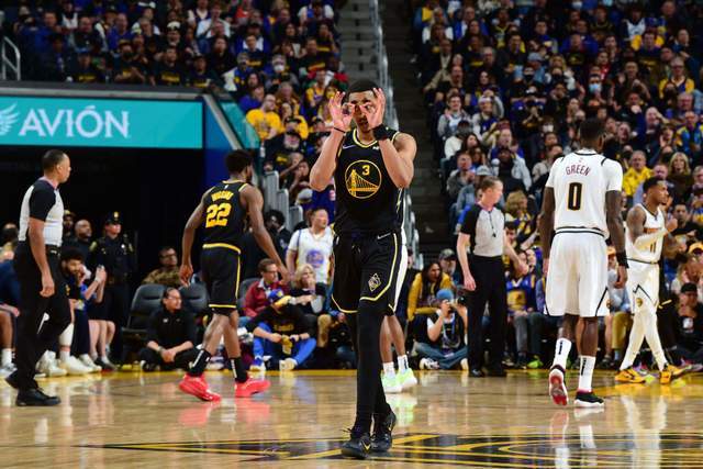 后腰与中卫 后腰与中卫